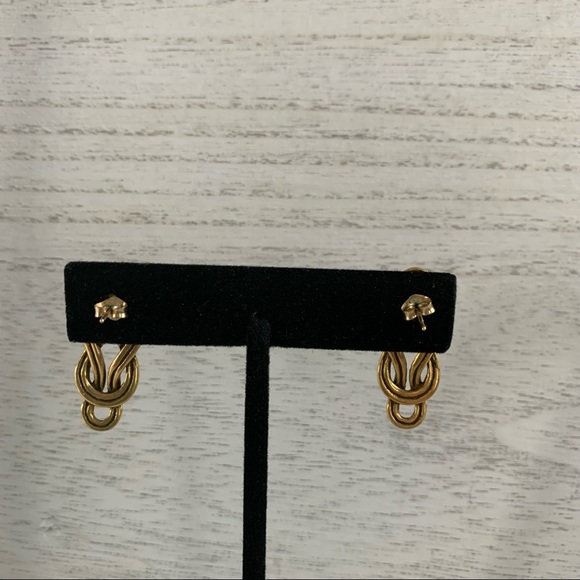 Earrings - gold-tone forever knots - Picture 2 of 3